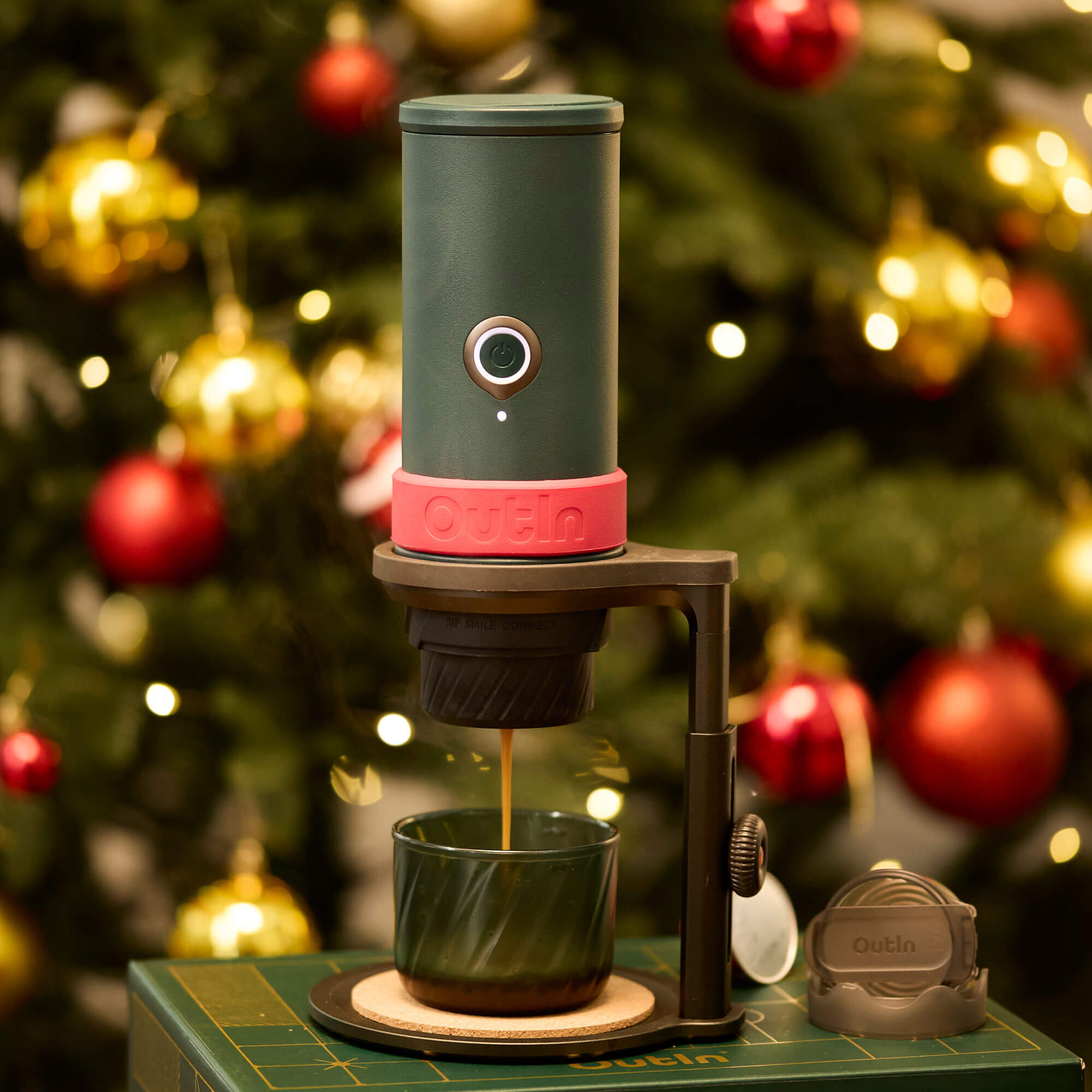 OutIn Mino 2025 Christmas Gift Set