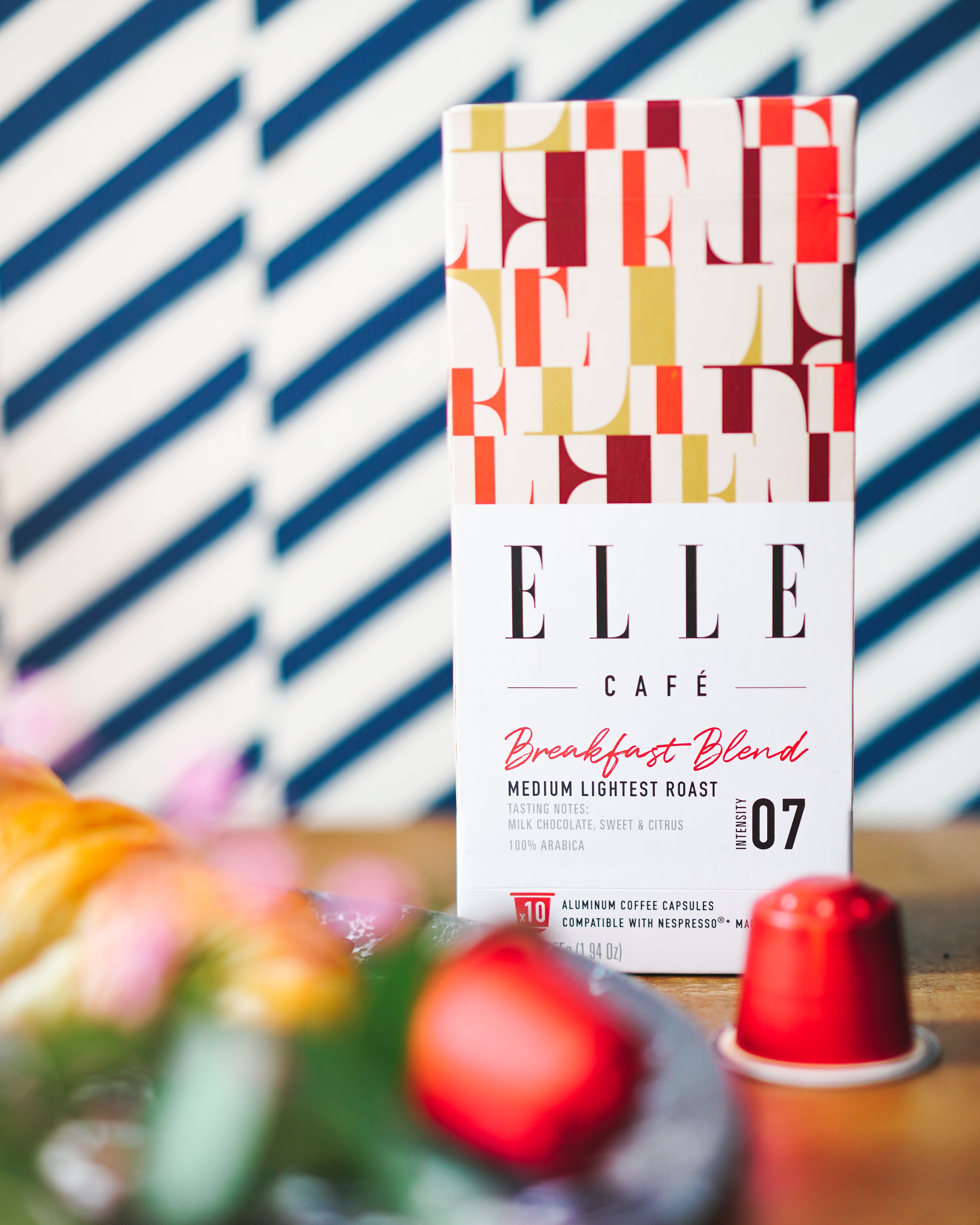 ELLE Cafe Breakfast Blend coffee box with capsules