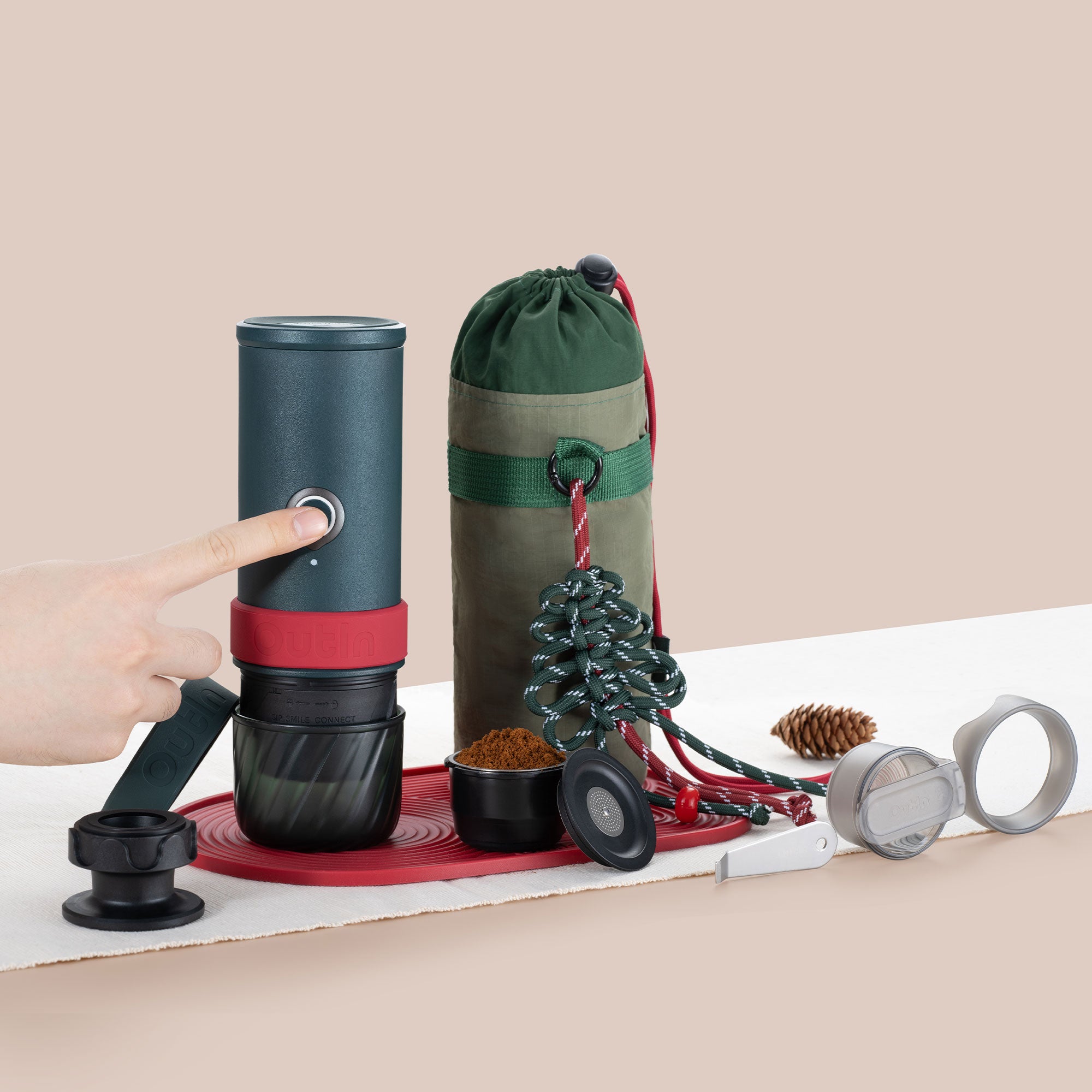 OutIn Mino 2025 Christmas Gift Set (Pre-Order)